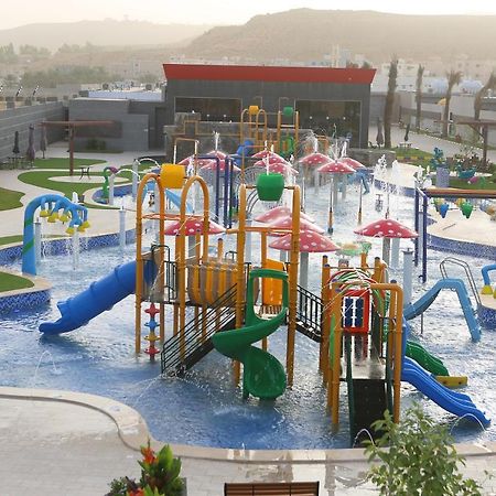 Amaaria Aquapark Resort Villas & Chalet Rijad Zewnętrze zdjęcie